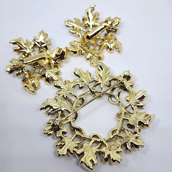 Sarah Coventry Silver Gold Holiday Christmas Wreath Pin & Clip Earrings Set - Picture 13 of 13